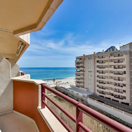 Beachfront 36 Кальпе