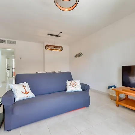 Beachfront 36 *