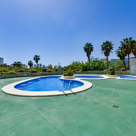 Beachfront 36 Кальпе